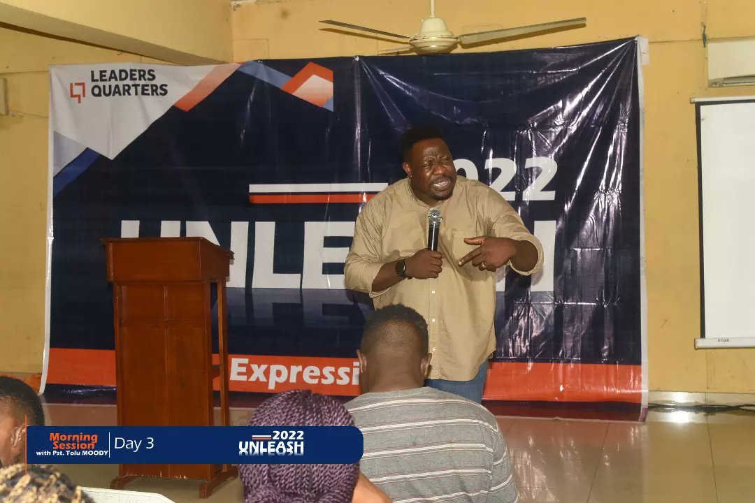 LQUnleash's tweet photo. Day 3 - Morning Session with Pastor Tolu MOODY {@tolulopemoody}

#Unleash22
#December2022.
#Leadership
#Bootcamp
#LeadersQuarters https://t.co/wAJjnBDEeF