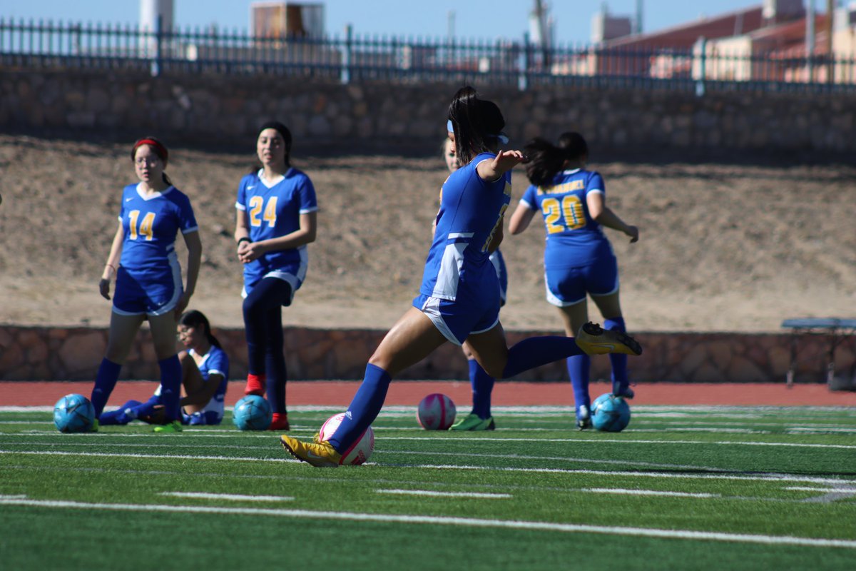 ICSWSoccer's tweet photo. Prepping for La Jeff ๐ฆ
#ICWSOC23 โฝ๏ธ
#GoWarriors โ๏ธ
#BeatJeff ๐ฆ https://t.co/oKkeUzM6kE