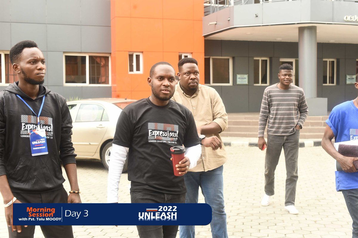 LQUnleash's tweet photo. Day 3 - Morning Session with Pastor Tolu MOODY {@tolulopemoody}

#Unleash22
#December2022.
#Leadership
#Bootcamp
#LeadersQuarters https://t.co/LeGa4ZukIK