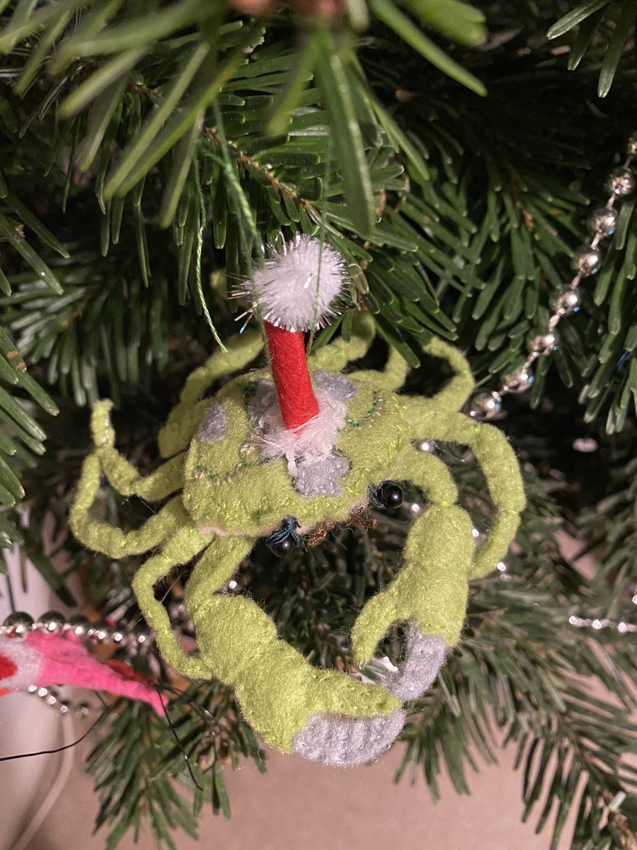 Every year my mum makes me an ornament for my Christmas tree. Just when I thought she’d broken with tradition this year, this appeared on my tree… 🥺🦀