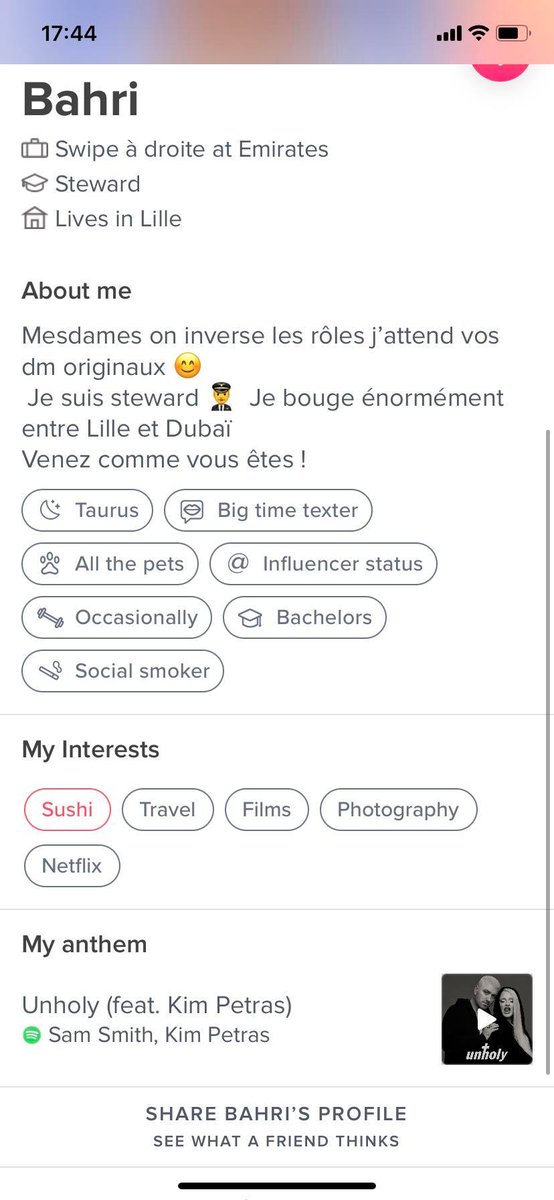 kassaxxl's tweet photo. ⚠ATTENTION LES FILLES⚠
Ce mec à Lille s'amuse à parler aux filles pour du sérieux, demande des nudes et de l'argent (en faisant croire qu'il s'est fait voler sa carte et son tel). Il enregistre ensuite les nudes puis bloque. Méfiez-vous donc si vous le croiser svp https://t.co/3H8nq5sTWS