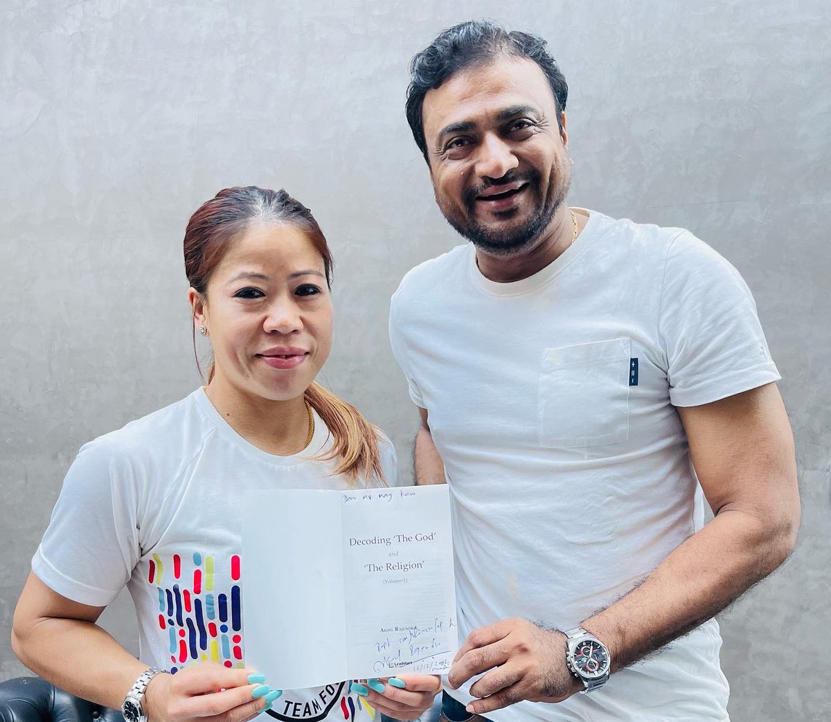 akhilrajendra's tweet photo. Truly blessed and proud to have worked with my sister and the daughter of my nation… the pride of India.. Padam Shri, Padam Bhushan and Padam Vibhushan  Mary Kom @MangteC 

#AkhilRajendra
#LeavePositiveFootPrints https://t.co/ZIoj3VH9Dw