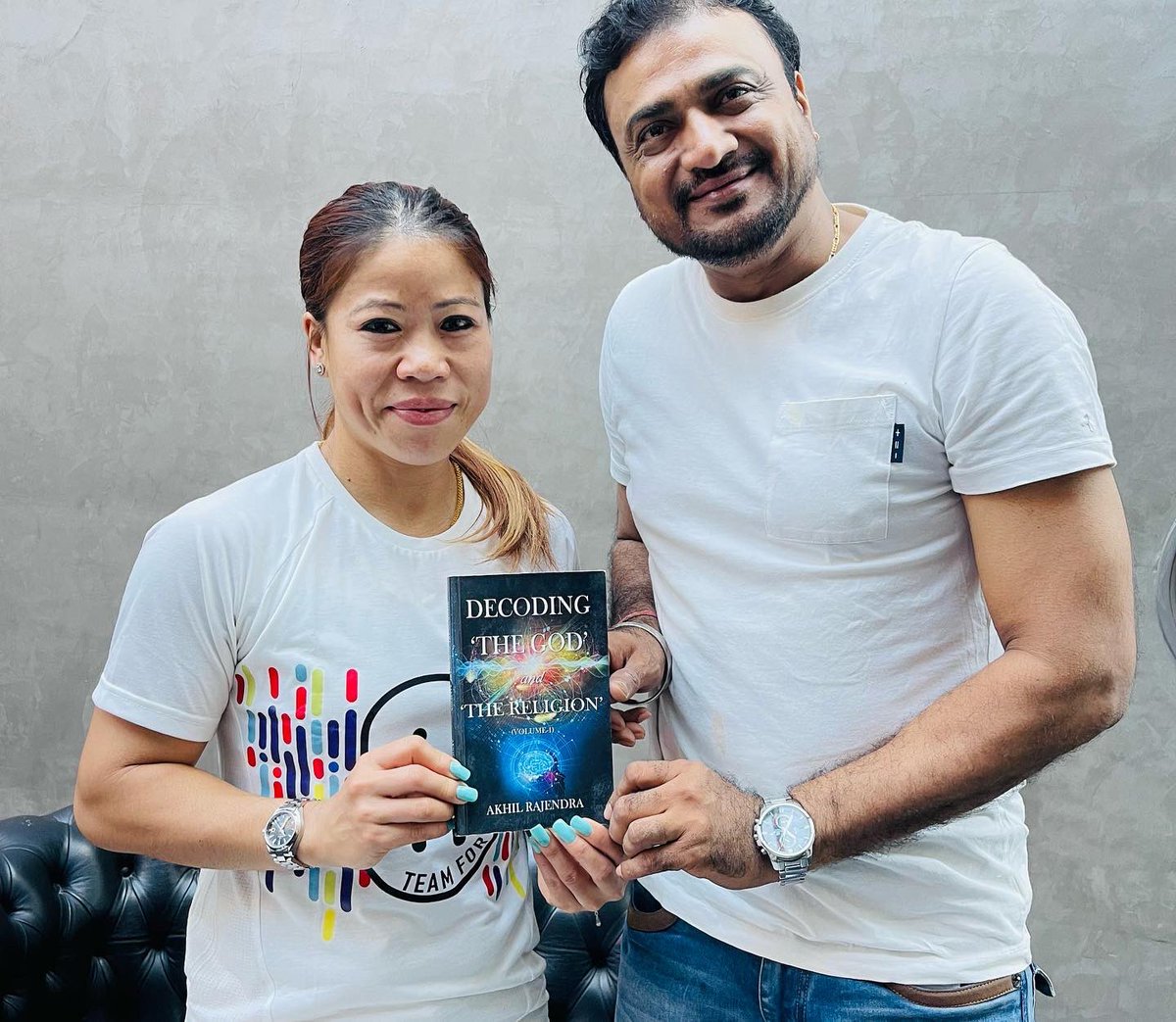 akhilrajendra's tweet photo. Truly blessed and proud to have worked with my sister and the daughter of my nation… the pride of India.. Padam Shri, Padam Bhushan and Padam Vibhushan  Mary Kom @MangteC 

#AkhilRajendra
#LeavePositiveFootPrints https://t.co/ZIoj3VH9Dw