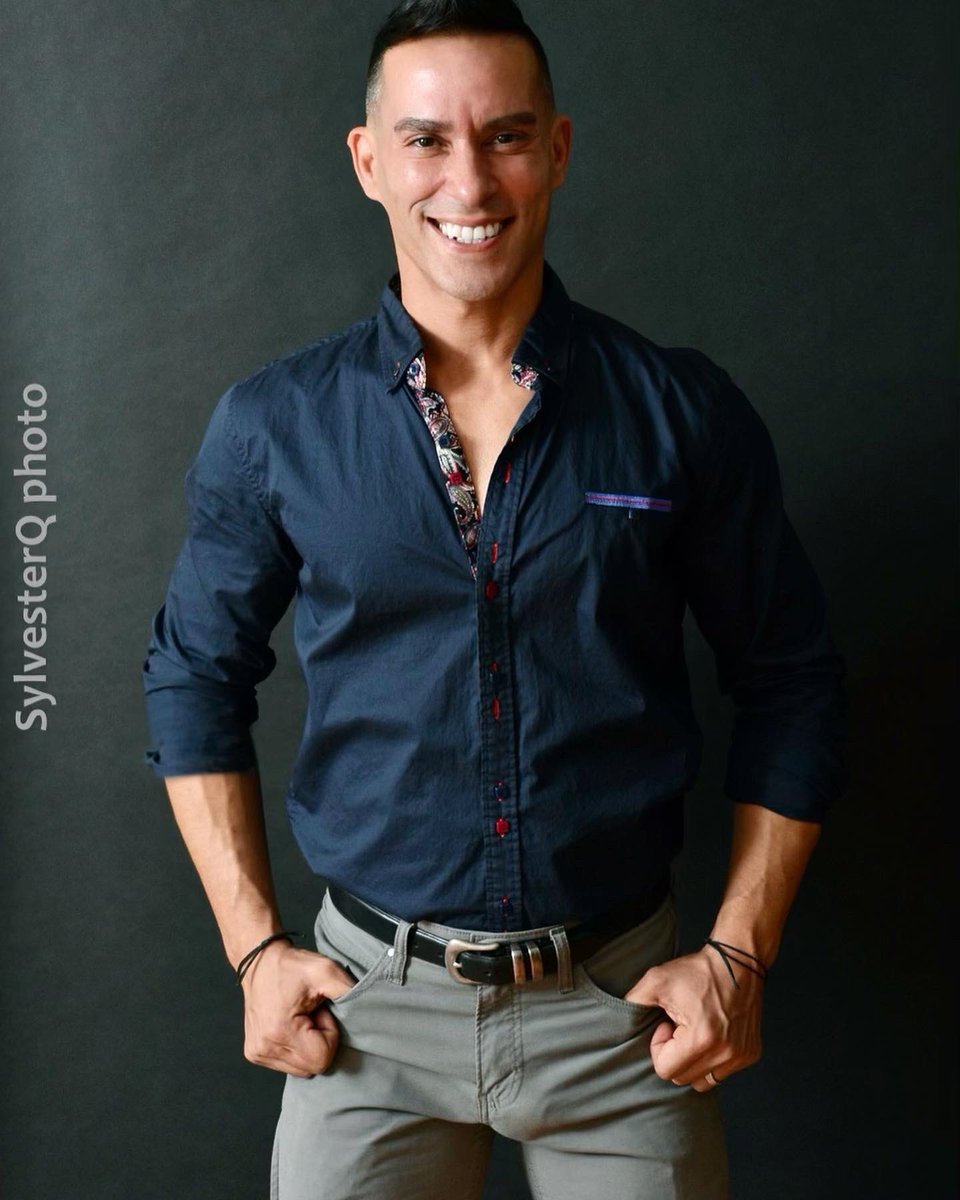 MauryGuy's tweet photo. #fashion shots from #photoshoot collab with @SylvesterQPhoto 🙌Happy #friday all you #kings #queens #malemodel #menmodel #malemodelling #malefashionmodel #maleinfluencers #lgbt #lgbtguy #gay #gayguy #gayfit #fitness #nutrition #health #lgbtfit #gaymer #latino #latinx #fyp #tgif https://t.co/rNitHbTPcJ