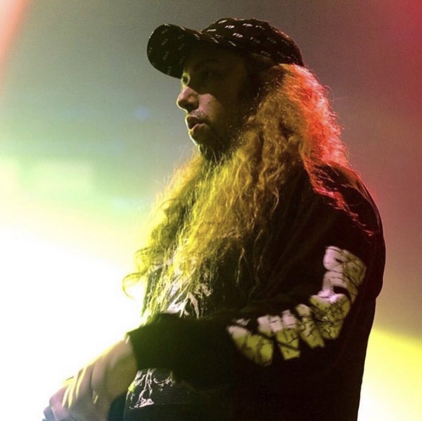 GRXYGXDS59's tweet photo. A pondered gathering @suicideLEOPARD https://t.co/HVU4plBbbI