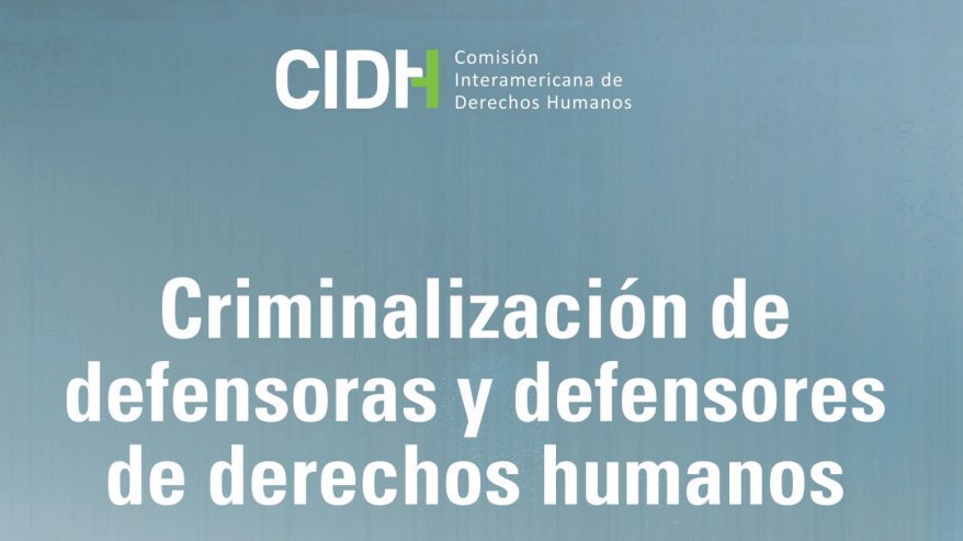 anamavidalc's tweet photo. La #OEA #CIDH #CorteIDH y #ONU han reconocido el rol fundamental de #DefensoresDeDDHH en la defensa de las democracias.
@Latina_pe al atacar a lxs defensorxs por defender a otras personas, está estigmatizandoles y está tb ATACANDO nuestra agonizante democracia. Están golpeando. https://t.co/1PZ2KJTMIB