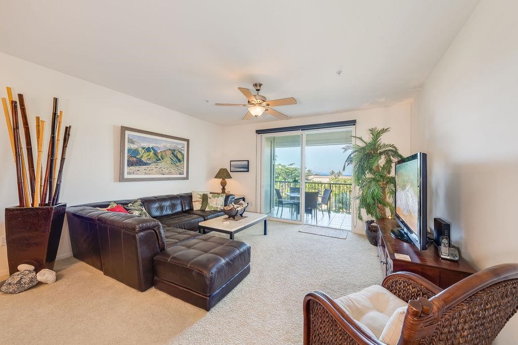 HawaiiLife's tweet photo. Just listed by Tim Hunter, R(S) is 22 Pahoe Ln #C203 on Maui, for $1,449,000.
https://t.co/ZNpJ5XpZjv
Unique opportunity to purchase the only unit currently offered for sale in the complex! 2nd floor w/ beautiful view of the ocean from this 2 bed, 2 bath unit,
#HawaiiLife https://t.co/5EO7IYSY8M