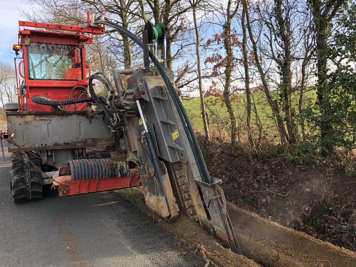#Numérique 140 000 prises ont été déployées en Vendée en 2022, c’est un record en #France et en 2023 nous garderons le cap « 100% de la #Vendée en Très Haut Débit d’ici fin 2023 » ! <a href="/Vendeenumerique/">Vendée Numérique</a>  @altitude_infra