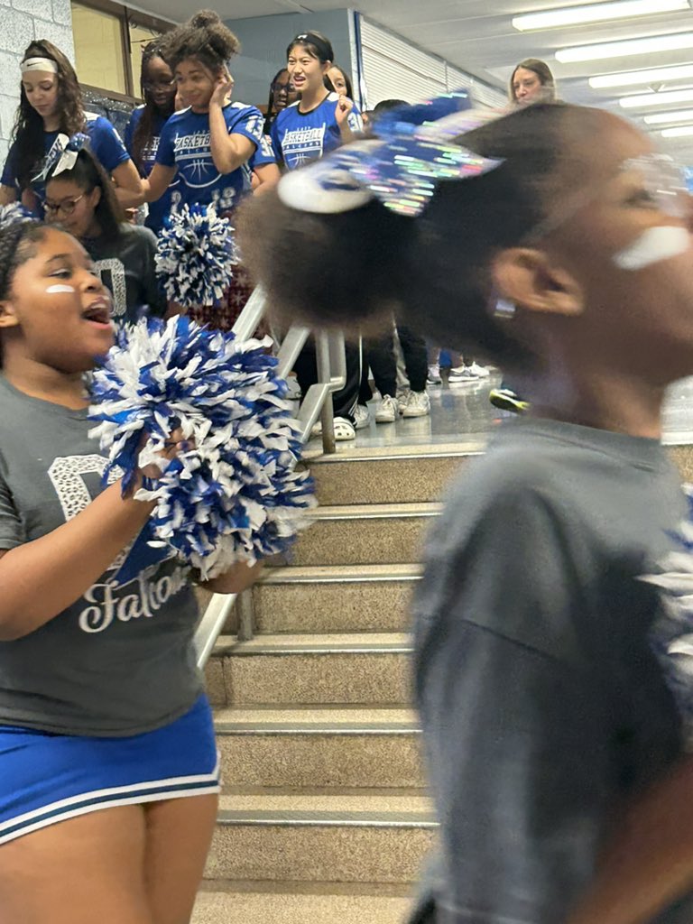 NicoleFancera's tweet photo. Clap-Out to cheer on our FMS Girls Basketball Team and amp them up for the Championship game today! 🏀⛹️‍♀️ @FordsMiddleWTSD https://t.co/P3Y09XrN9D