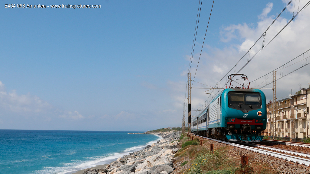 TrainspicturesC's tweet photo. Rubrica: Le universali E464
E464 068 Amantea, 20/06/2020
Foto 1920x1080 FullHD e video del transito: https://t.co/X3ZFPifjVX
#fotografieferroviarie #treni #trainspictures #railpictures #ferrovia #e464 #italia #italy #calabria #calabria #cosenza #amantea https://t.co/Iwtggr0gxC
