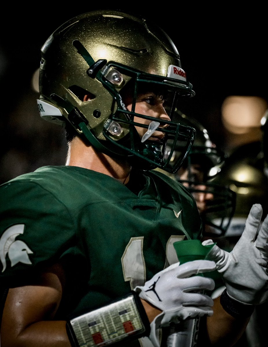 📸🔥What a great run last season. <a href="/MtnBrookFTBL/">Mountain Brook Football</a> <a href="/RecruitMtnBrook/">RecruitMtnBrook #ScholarBallers ⚔️🛡⚔️</a> 

<a href="/YeagerSpartanFB/">Chris Yeager</a> <a href="/CoachEasley_/">Brad Easley</a> <a href="/JacksonBeatty3/">Jackson Beatty</a> <a href="/_colegamble/">Cole Gamble</a> 

(📸<a href="/PhotoThreat/">TripleThreatPhoto</a>)