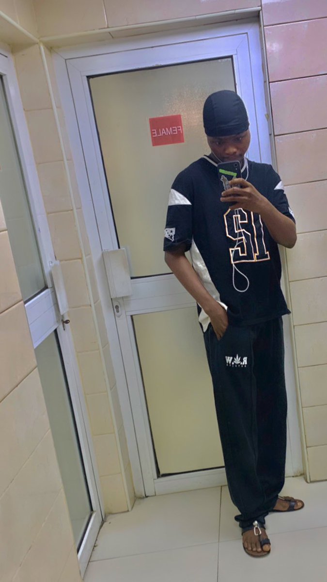 badboyloner's tweet image. Spot the R🍁W joggers available as seen dm for yours favorite color thanks for shopping with @r.a.w_life_culture  #2023collections✨✨ #vibes #joggers #black #pant #dumpcap