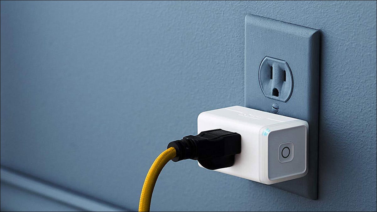 Cut back standby #powerwaste with #smartplugs, strips and outlets.  cpix.me/a/161112518