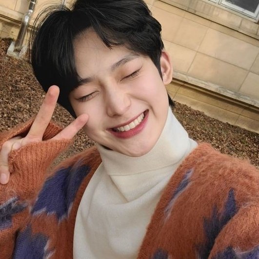 sunshyycoore's tweet photo. — (ᴗ͈ˬᴗ͈)♡; HOLA, HOLA, somos una nueva cuenta de dedicatorias, vimos que ya todas estaban medias muertas y queriamos ver si esque aun existe gente de #anitwt #kpoptwt y los demas #subtwts que recuerdan este tipo de cuentas jejej https://t.co/89GeWwfxDb