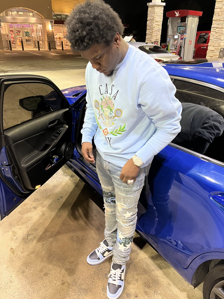QuonWorld__'s tweet photo. #LLLuckForever💔 https://t.co/ZioFMQV09r