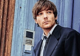willowpearls's tweet photo. Notting Hill — larry au

en donde louis es propietario de una pequeña librería y harry es la nueva y prometedora estrella del firmamento cinematográfico. cuando, por accidente o destino, sus dos mundos colisionan, el caos se desata (y el amor también) https://t.co/TCiyjqg8MX