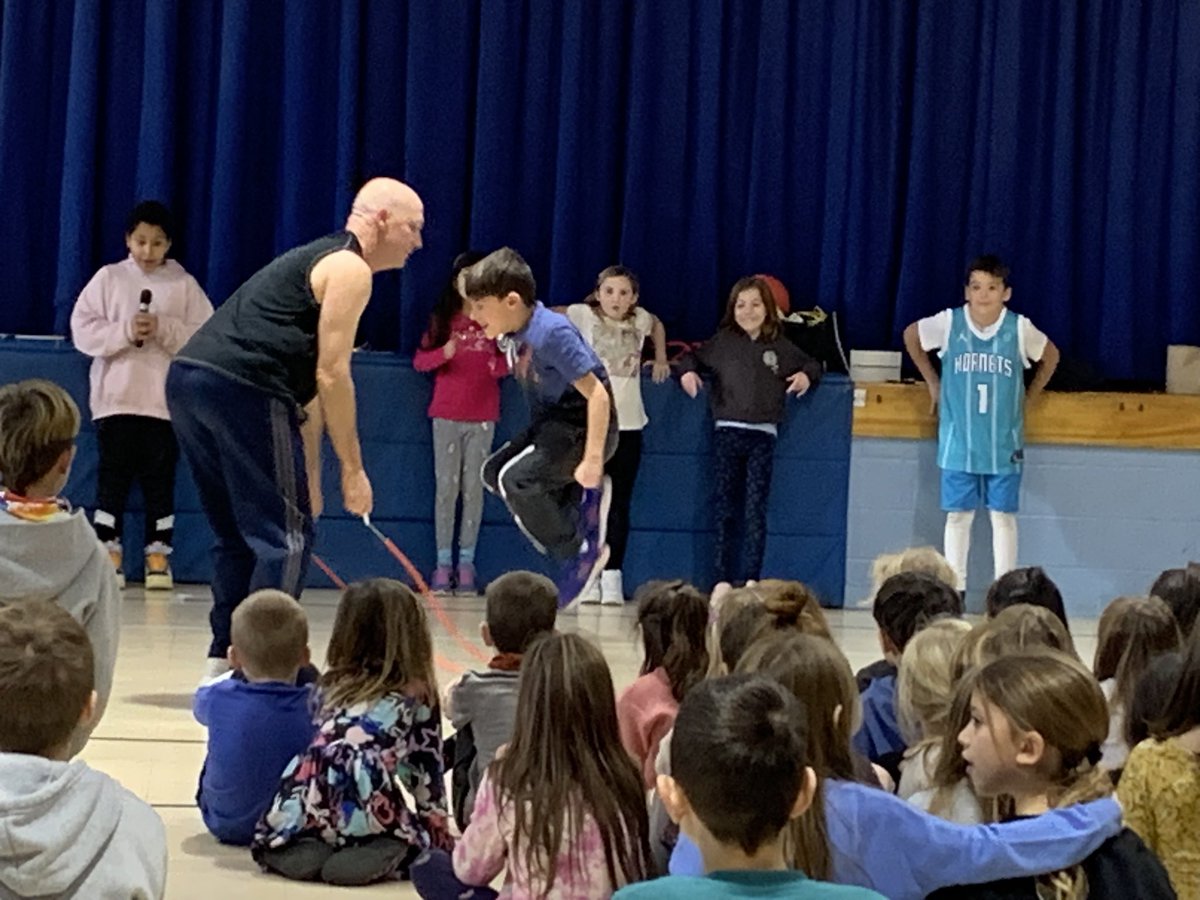 Lincoln School tweet media