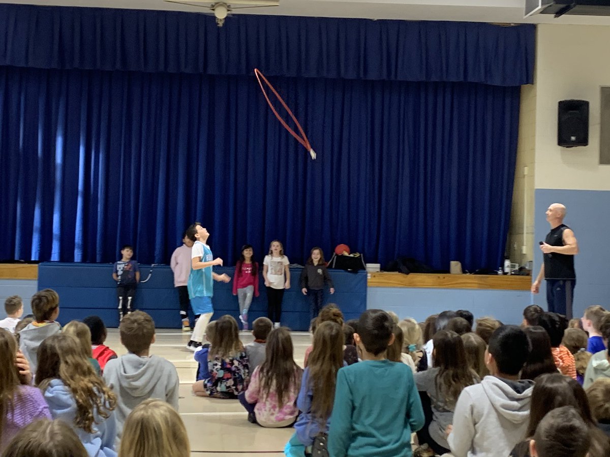 Lincoln School tweet media