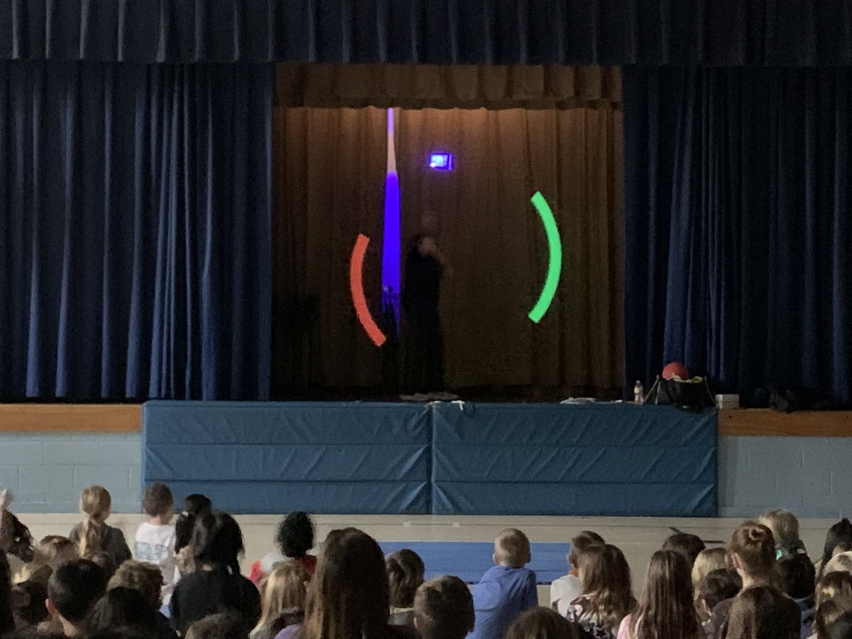 Lincoln School tweet media