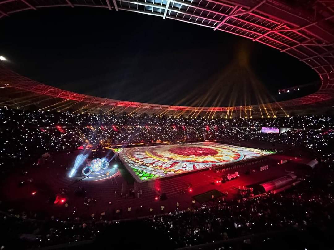 إني وإن تُهتُ الطريقَ لعائِـدٌ
 أُدمي الوجوهَ وأُلجِمُ الأفواهَ
ْ
#العراق #خليجي25 #خليجي_25_بصراوي