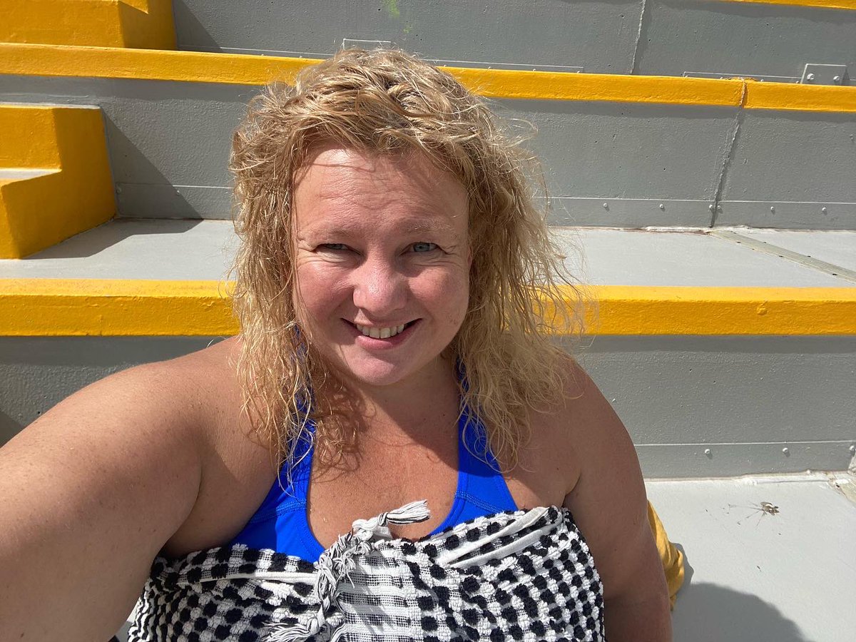 foxwhelp01's tweet photo. πββοΈπ¦ Swim 6/2023 π¦πββοΈ Fitzroy pool (again) 1km. A lovely morning π¦πββοΈ My towel was a gift from mum from @woodendgeneral and I love its fluffy softness πββοΈπ¦ #swim #swimming #beachtowel #woodendgeneral #6/2023 #swimmingpool #fitzroyswimmingpool #swimsof2023 #fitzroy #π¦πββοΈ https://t.co/GHCpoc4H0T