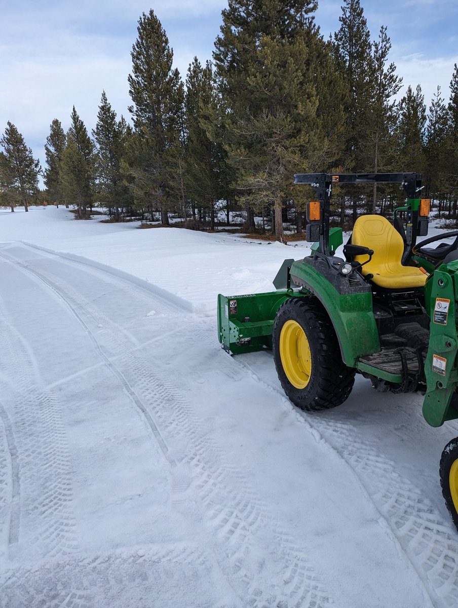 I hope everyone at the Bend/Redmond golf courses are as excited about the winterkill prevention class that is a week from today. Or are you setting up the course for weekend play? A 30 minute drive makes a world of difference.