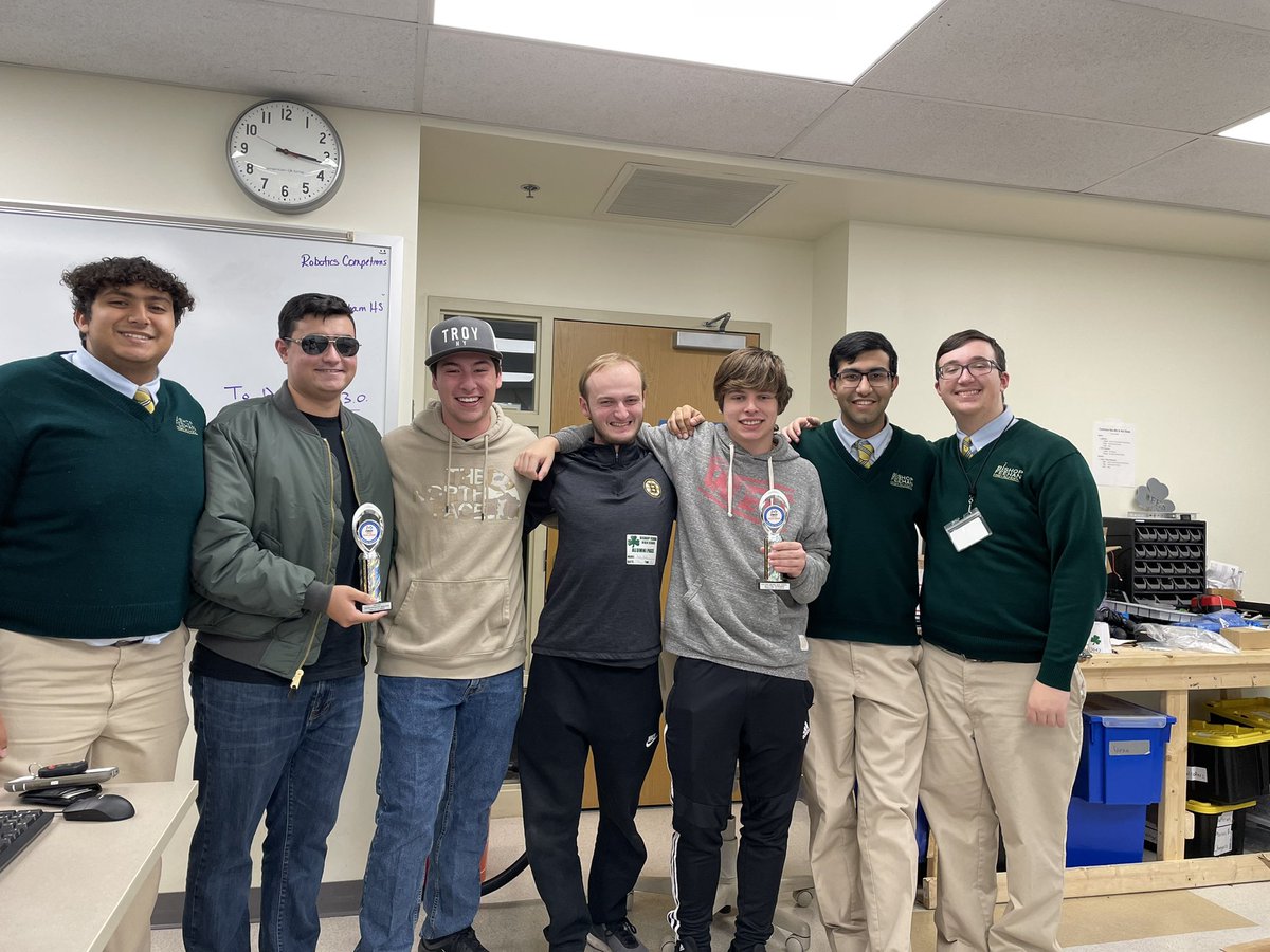FeehanRobotics's tweet photo. The original team is back together!!! https://t.co/mlsL2XGuor