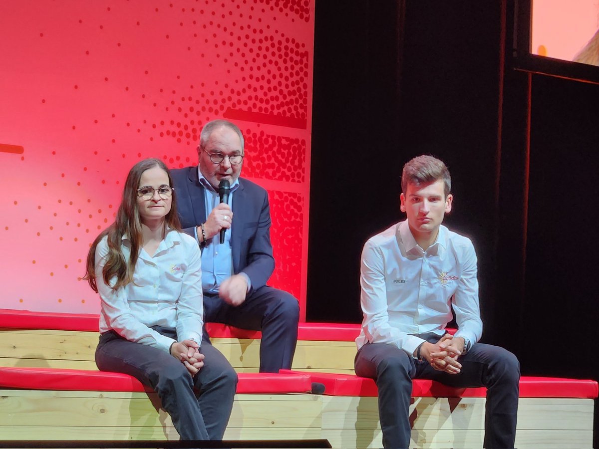 BaalDaniel's tweet photo. Une présentation de @TeamCOFIDIS réussie. Trois équipes en une, déterminées, sereines et ambitieuses. Prêts pour une grande saison.
#CofidisMyTeam @Cofidis @CreditMutuelAF https://t.co/mUPDo87y7U