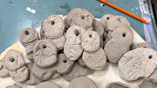 Dr. Erica Pendleton (@ependletonfcs) on Twitter photo #CatchingUp Our 2nd grade artists mastered clay hand-building techniques by using tools, texture and scoring skills to create their two-piece medallions! More pics to come! #InProgress #ArtTakesTime:) #parklanesoars <a href="/Parklane_Eagles/">Parklane Elementary</a> <a href="/i_title/">Parent Liaison: Briar Hills ES & Paul D. West MS</a> #CatchingUp Our 2nd grade artists mastered clay hand-building techniques by using tools, texture and scoring skills to create their two-piece medallions! More pics to come! #InProgress #ArtTakesTime:) #parklanesoars <a href="/Parklane_Eagles/">Parklane Elementary</a> <a href="/i_title/">Parent Liaison: Briar Hills ES & Paul D. West MS</a>