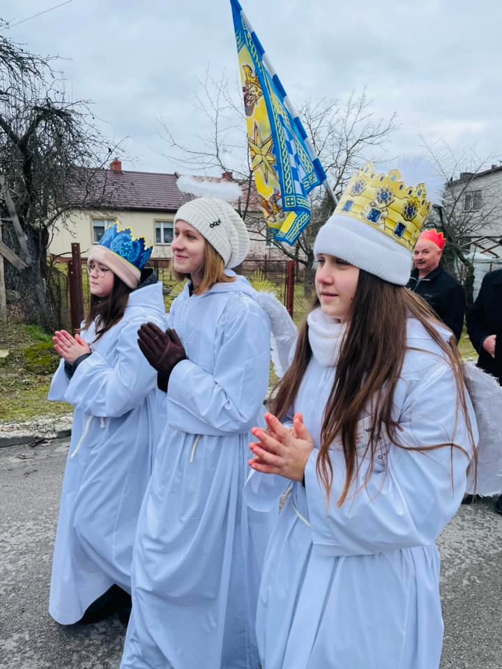 d_sandomierska's tweet photo. #OrszakTrzechKróli - #Bogoria https://t.co/iltiA0BDKe