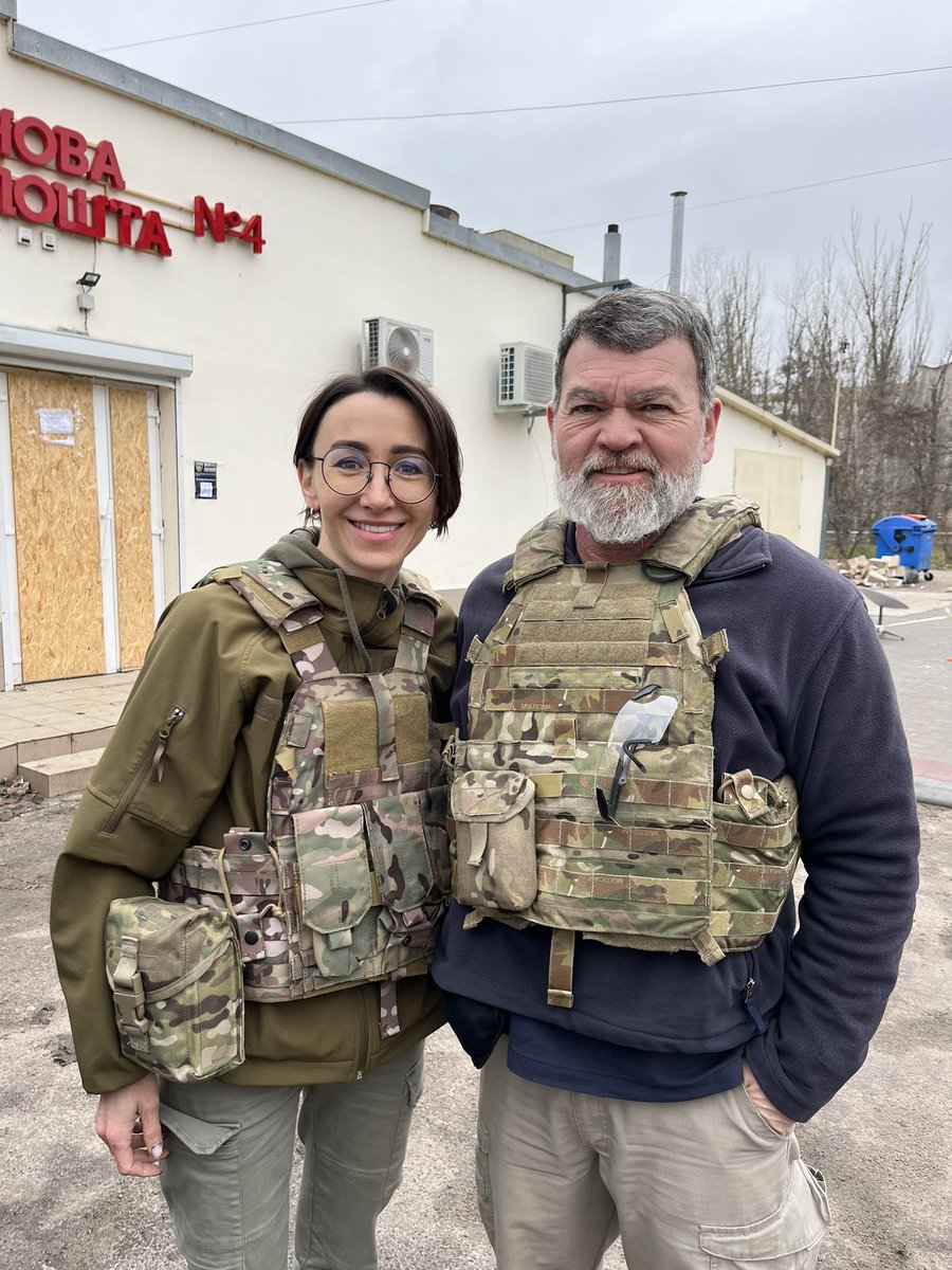 lechner_jim's tweet photo. Visited the recently liberated city of Kherson in South Ukraine.  Listened to harrowing tales of the occupation and with some Ukrainian volunteers looked at the Russians just across the river as they fired artillery into the city every five minutes as the people tried to rebuild. https://t.co/9C10Idj6IA