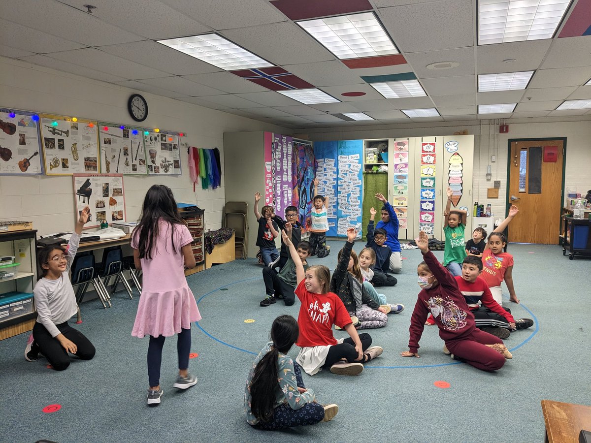 Ms. Rivera's class had a blast playing singing games today! Everyone had a turn as a solo singer. <a href="/vateacher09/">Alexis Rivera</a> @MrGerstner_FCPS @fairfax_villa