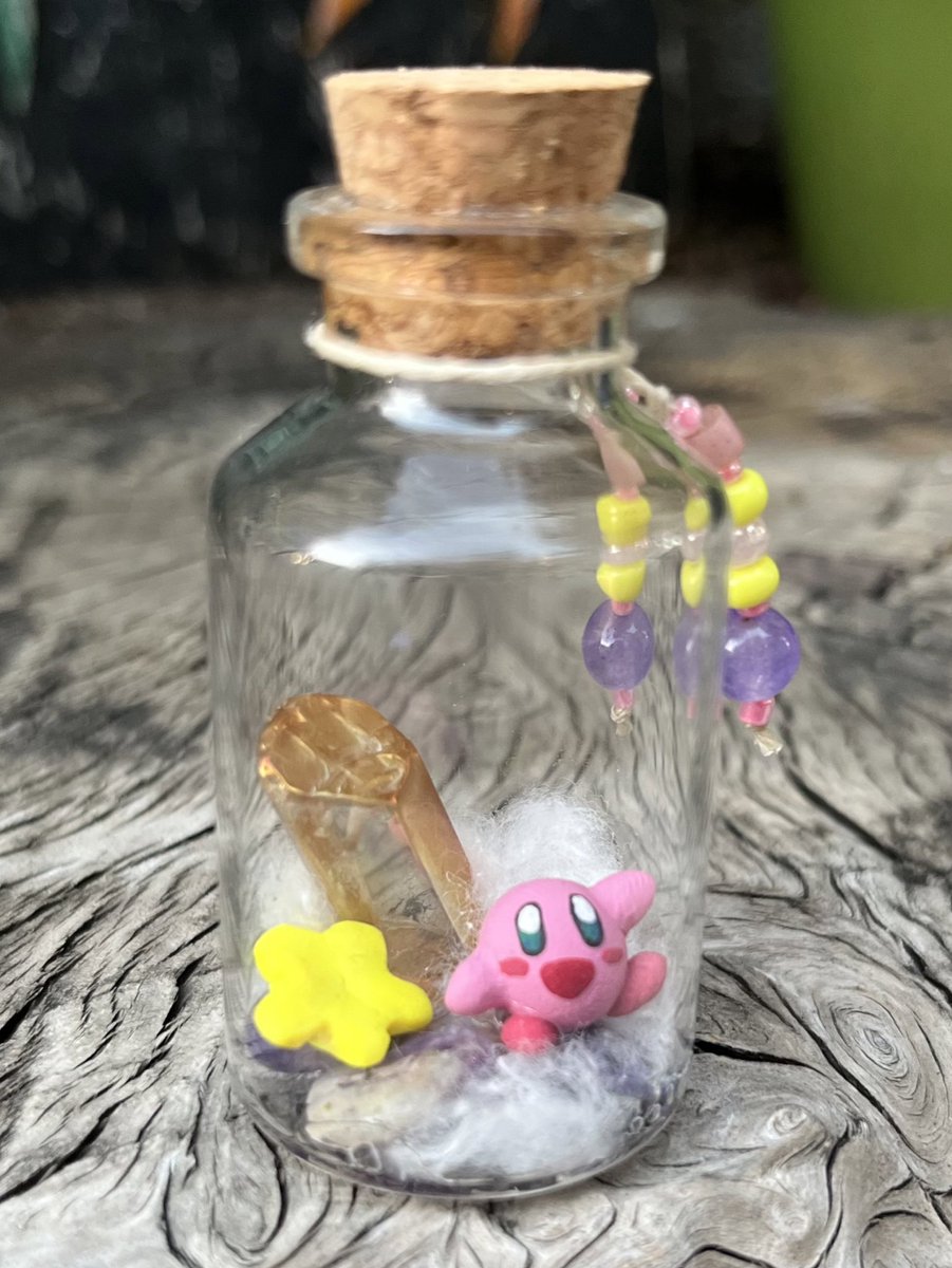 RedscaleDesign's tweet image. 💫 Look to the Stars, Kirby 🌟 #Kirby #polymerclay