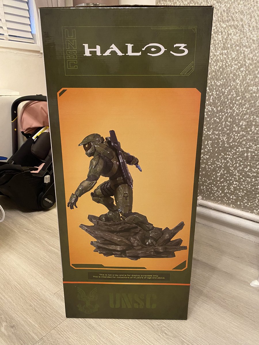 StephenInskip's tweet image. Well what a huge surprise in the mail today! Super excited 🤩Will update tomorrow when I unbox it 😃@GamingHeads @HaloCollector @MrKevinHurd