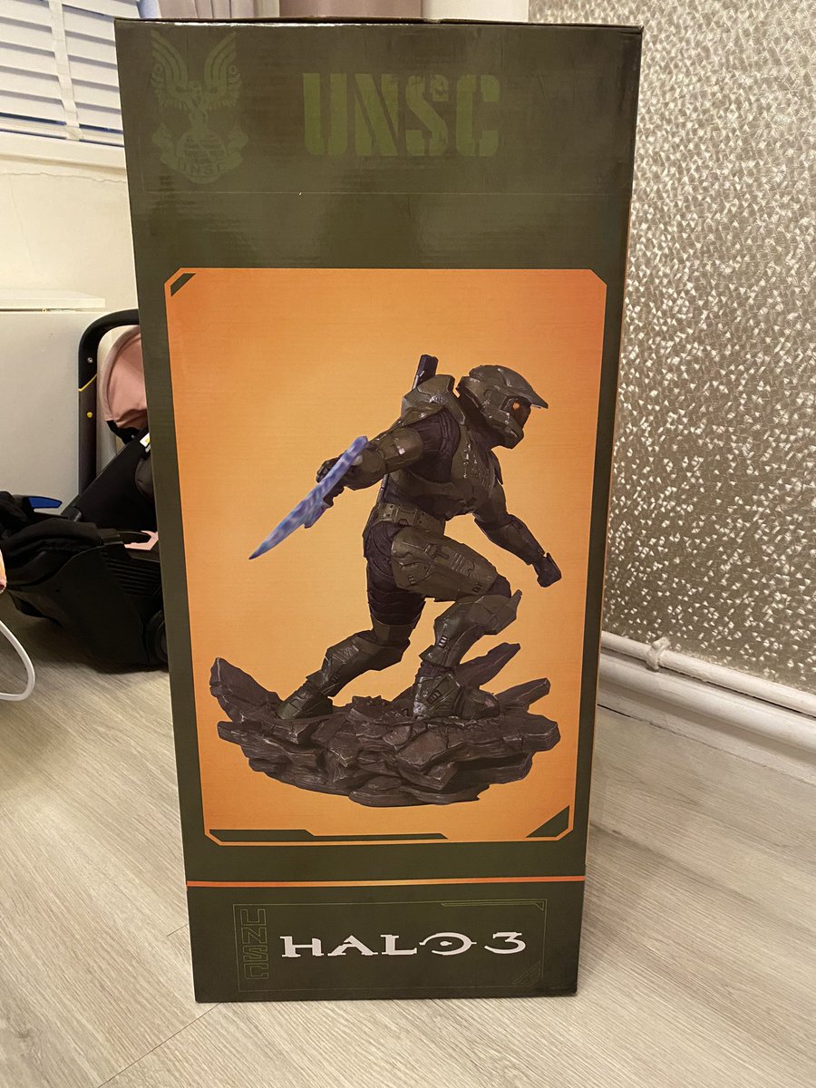 StephenInskip's tweet image. Well what a huge surprise in the mail today! Super excited 🤩Will update tomorrow when I unbox it 😃@GamingHeads @HaloCollector @MrKevinHurd