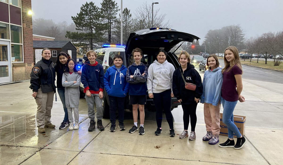 The Miles River Middle School students and HW Community pulled together for a VERY generous amount of donations to the Acord Food Pantry! Thanks to those that coordinated and donated! <a href="/mslosee/">Kirsten Losee</a> #milesrivermiddleschool