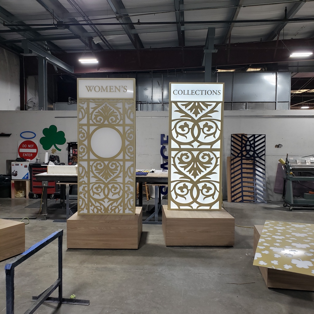 NationalSignCT's tweet image. We take creative visions and make them a reality. We carry projects from concept to production all the way through installation. 

Check out this cool project we completed for the University of Notre Dame's Bookstore!

#wehandleitall #nationalsignct