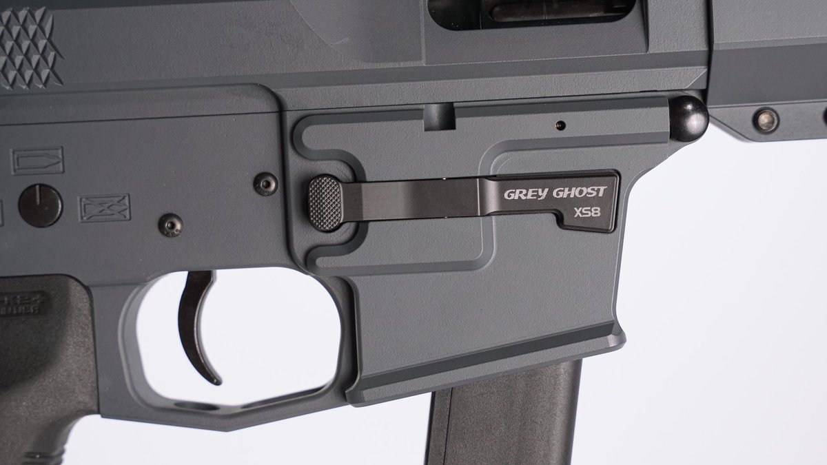 Our JG 9 comes ready for all your close in work and play needs. 
______________________
#functional #functionalart #createbeauty #extreme #outdoors #adventure #nightvision #fun #everyday #jacobgrey #madeintheusa #whoisjacobgrey #injustice #brm #owninganythinglessisaninjustice