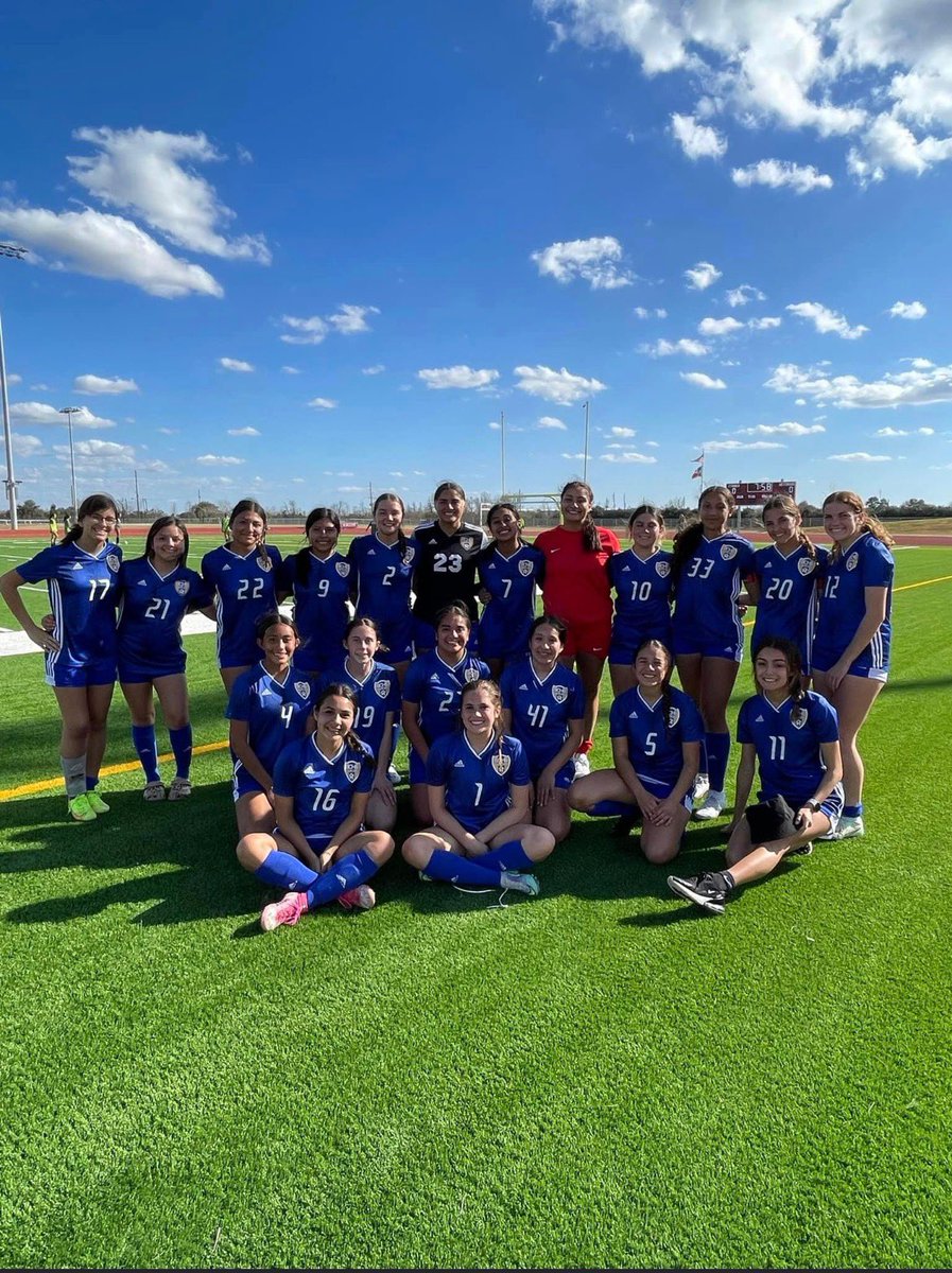 BcLadycats's tweet photo. LadyCats win 3-0 over Sealy to move to the Championship Game Saturday at 8:00 am. They will play winner of Salado/Needville. #BFND @BCISD @BCISD_Athletics @BchsBlackcats @baycitytribune @TxSi @FowlerSports14 @mikeforman21 @Vicadvocate https://t.co/x44MyISEZA