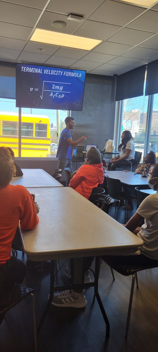 JLIA_STEAM's tweet image. Today was so much fun! Our @JLewisInvictus 8th graders got a chance to simulate skydiving at #IFly! Think about all of the science concepts covered in their STEM session. Thank you @cr_sci and @MeaganNaraine for making this possible! @JLIAPRIDE #ExperientialLearning