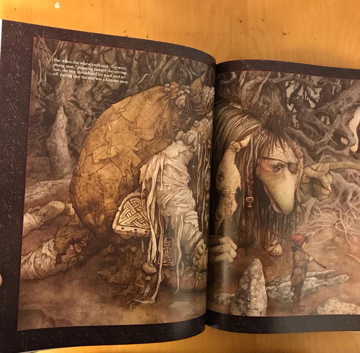 JessEvans915's tweet photo. Look what came in the mail today! TROLLS, by Brian and Wendy Froud. It’s enormous, full of gnarly creative inspiration, and just a little terrifying. #bookspiration #brianfroud #trolls #illustration https://t.co/Imnlx2QlUY