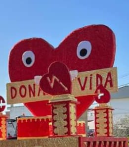 donantessevilla's tweet image. El @aytodegerena ha ideado este año una carroza de la cabalgata dedicada a los donantes de sangre. Gracias a todos por esta iniciativa. #Sevilla #Cabalgata2023
