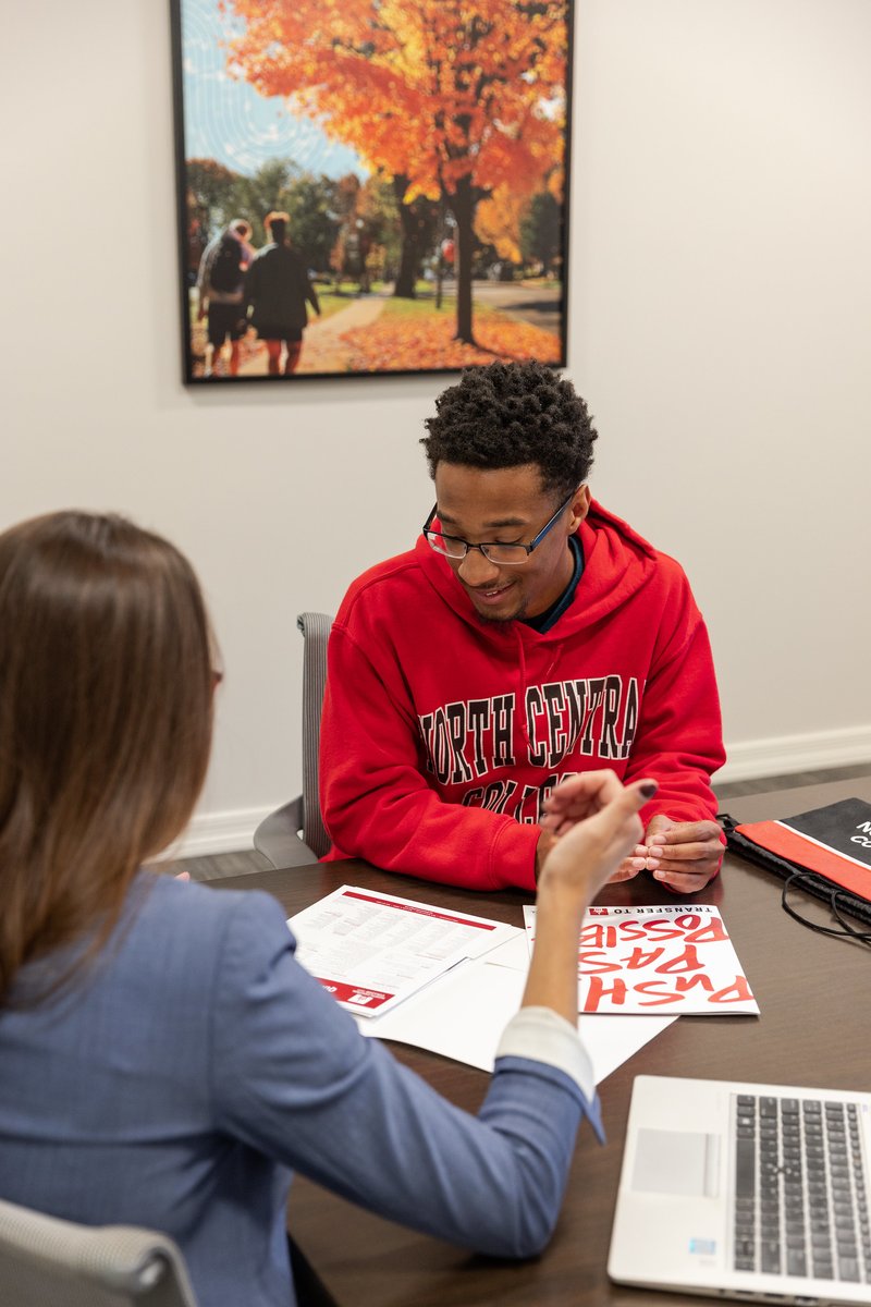 northcentralcol's tweet photo. New Year resolutions:

📚 Get involved
🍎 Practice healthy habits
❤️ Take the first step to becoming a Cardinal and join @NCCardinalAdmit for an upcoming Campus Visit Day!

Learn more: https://t.co/BLoOa7Whh2. https://t.co/cQe2pj4urS
