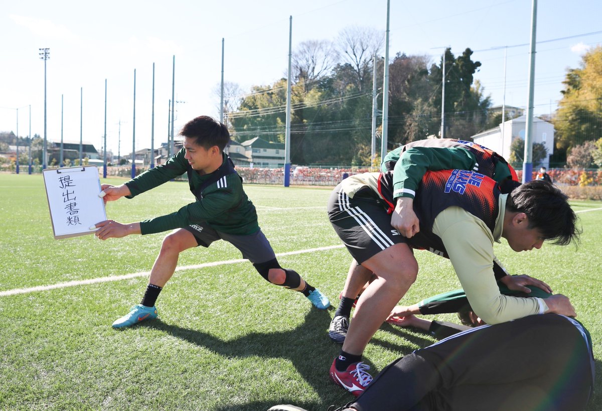 Bluesharks_2020's tweet photo. 東大ラグビー部さんの投稿に触発されて
#清水建設江東ブルーシャークス バージョンやってみました🦈💙

仕事とラグビーの両立をしてリーグワンDiv2に挑戦する #サラリーマンラガーマン 集団💼👔
ラグビー100%でしながら、仕事も100%でこなします！

#拡散希望
#RT希望
#フォロー待ってます
#5050夢の島 https://t.co/AWvSQXCp4f