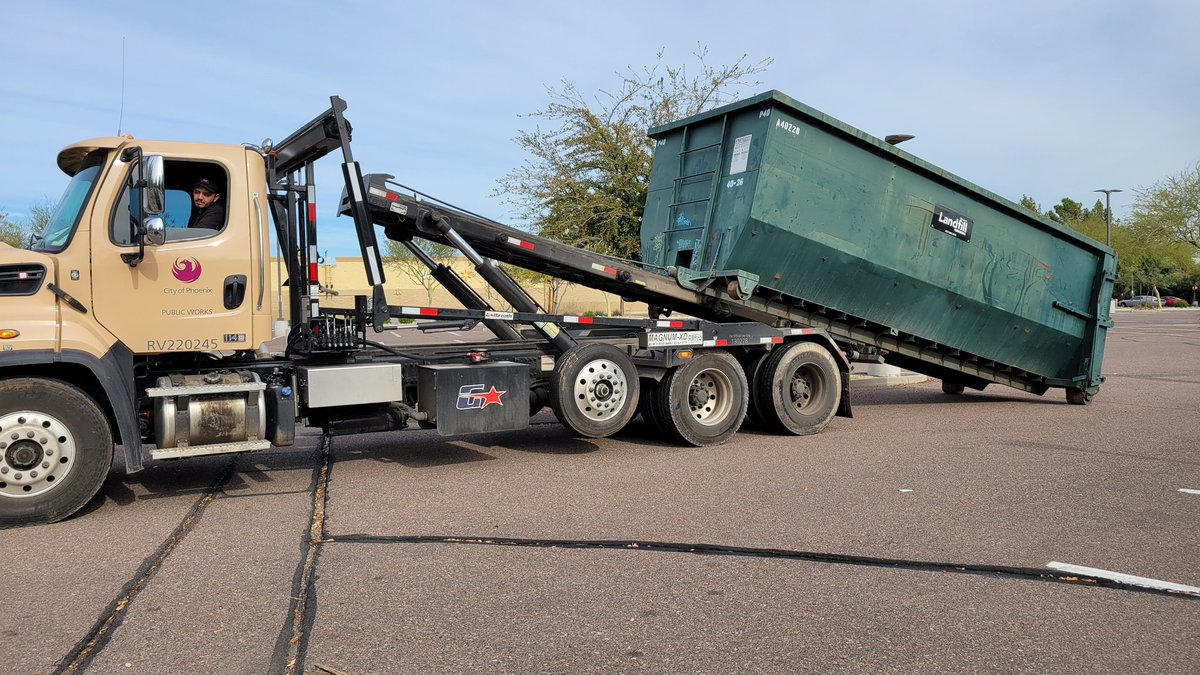 KPB_AZ's tweet photo. Huge THANKS to @TalkingTrashPHX! The #treerecycling bin is ready! 🌲 Don't forget to remove all ornaments &amp; decorations.  #IRecyclePHX tomorrow 7 to 12 at @ShopChristown. ♻️ https://t.co/tdcZ7XKFqK