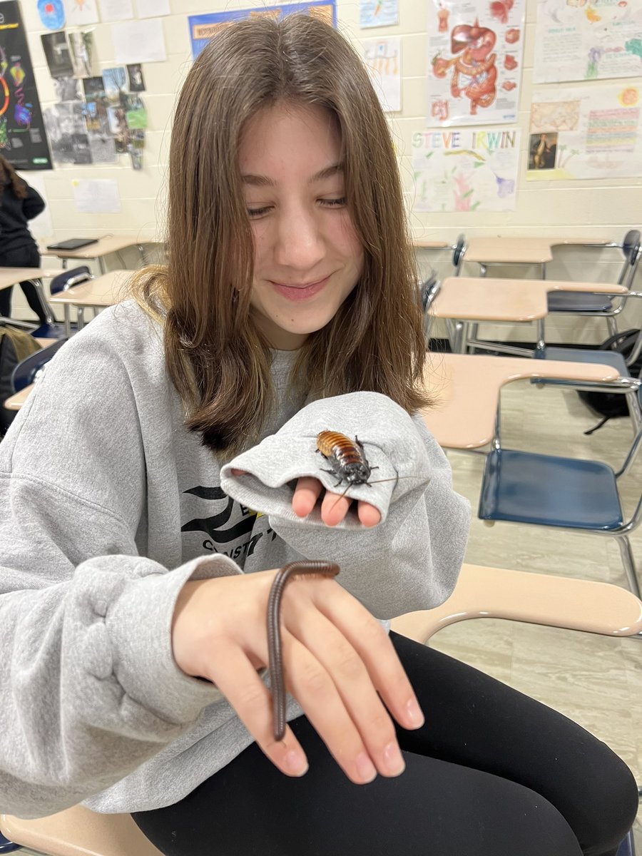 Robert Warner tweet media