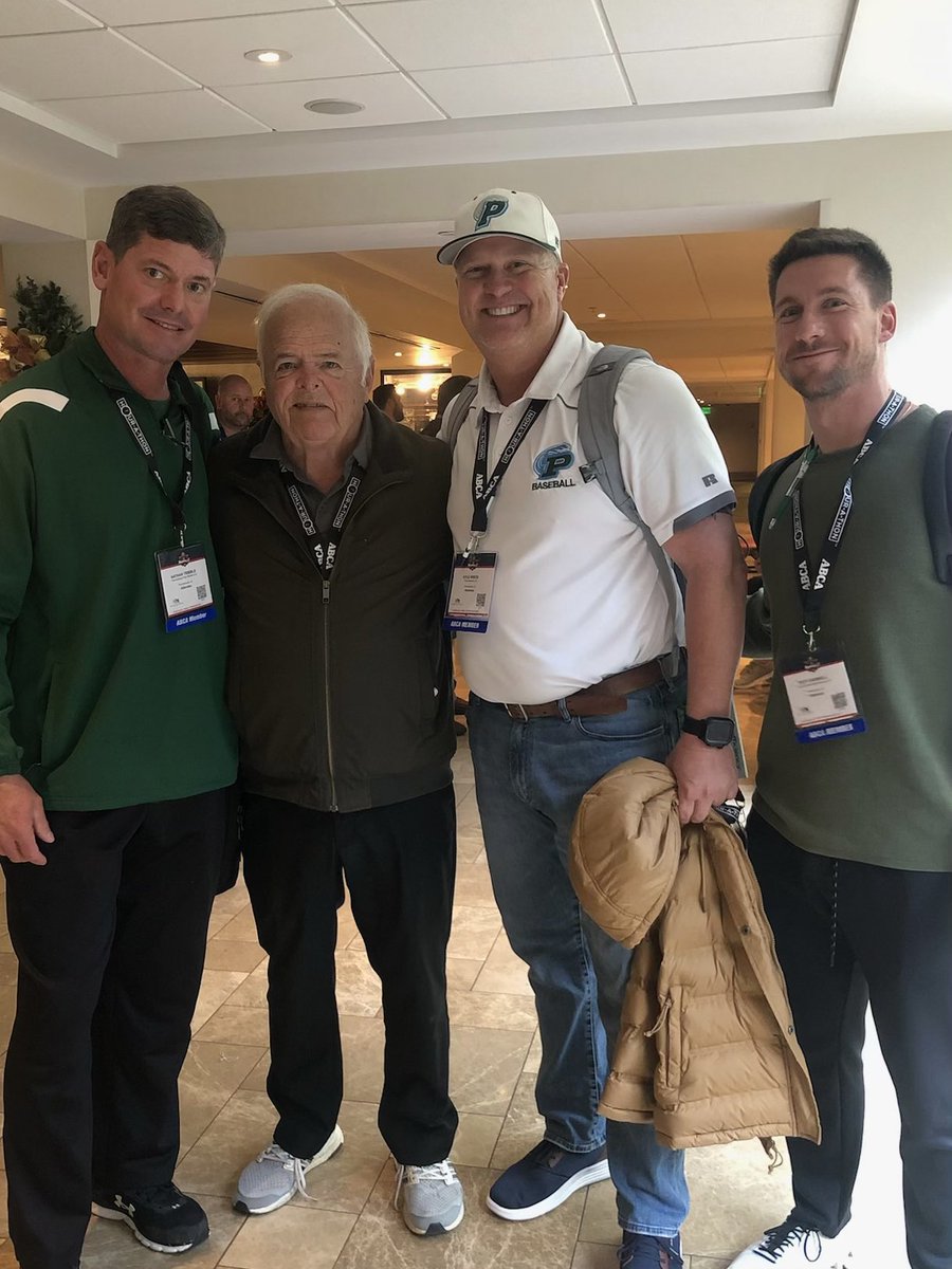ABCA Convention Nashville and got to meet and talk with Hall of Fame Coach Ron Polk. If you’re a Diamond Dog you know. #starkvegas #legend