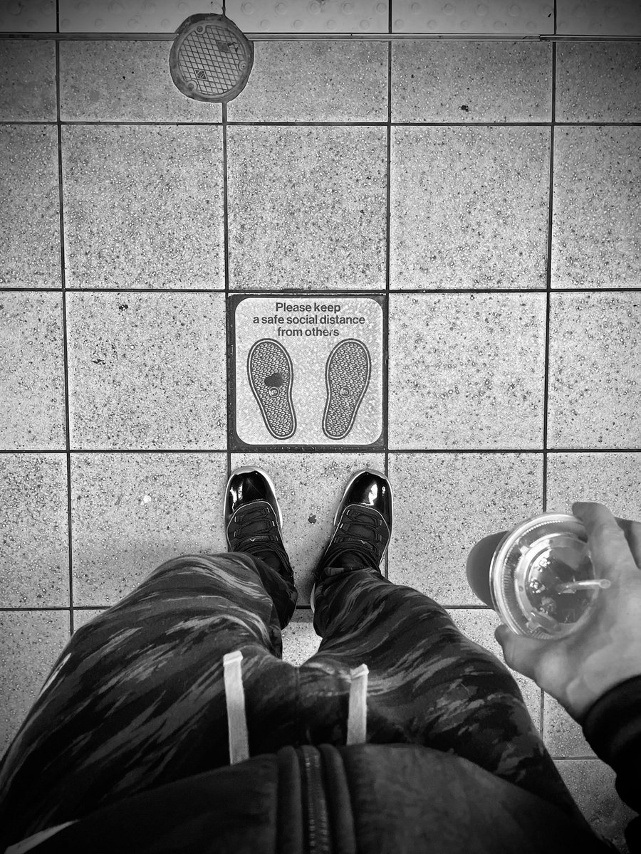 Gregory_Eaton's tweet photo. Underground travel in #NYC #Harlem …. #masstransit #nycsubway #photo #photoftheday #transitphotography #subwayphotography  #blackandwhitephotography #canoneosphotography #sigmalens #gregoryeatonsphotography #letmeshootyou📸 https://t.co/MrX4VJ0Uzf