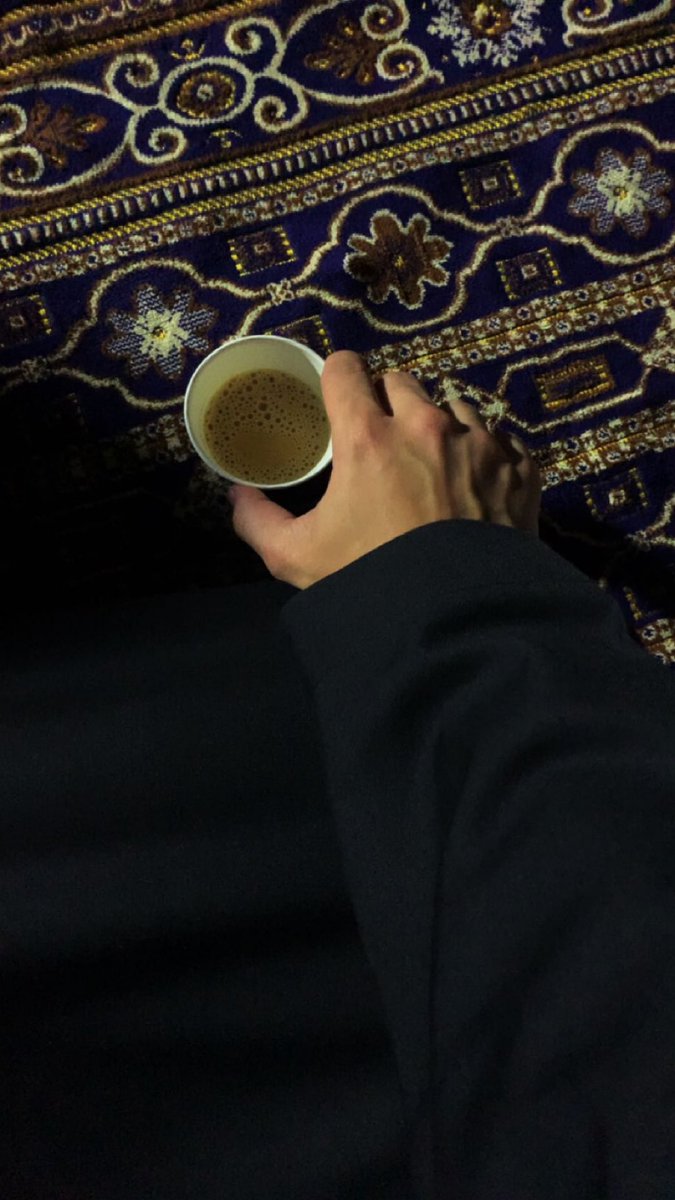 _8ATJ's tweet photo. ليل الشتاء القاسي الطويل .. وآه يالحنيين https://t.co/5XGDmxmn8J