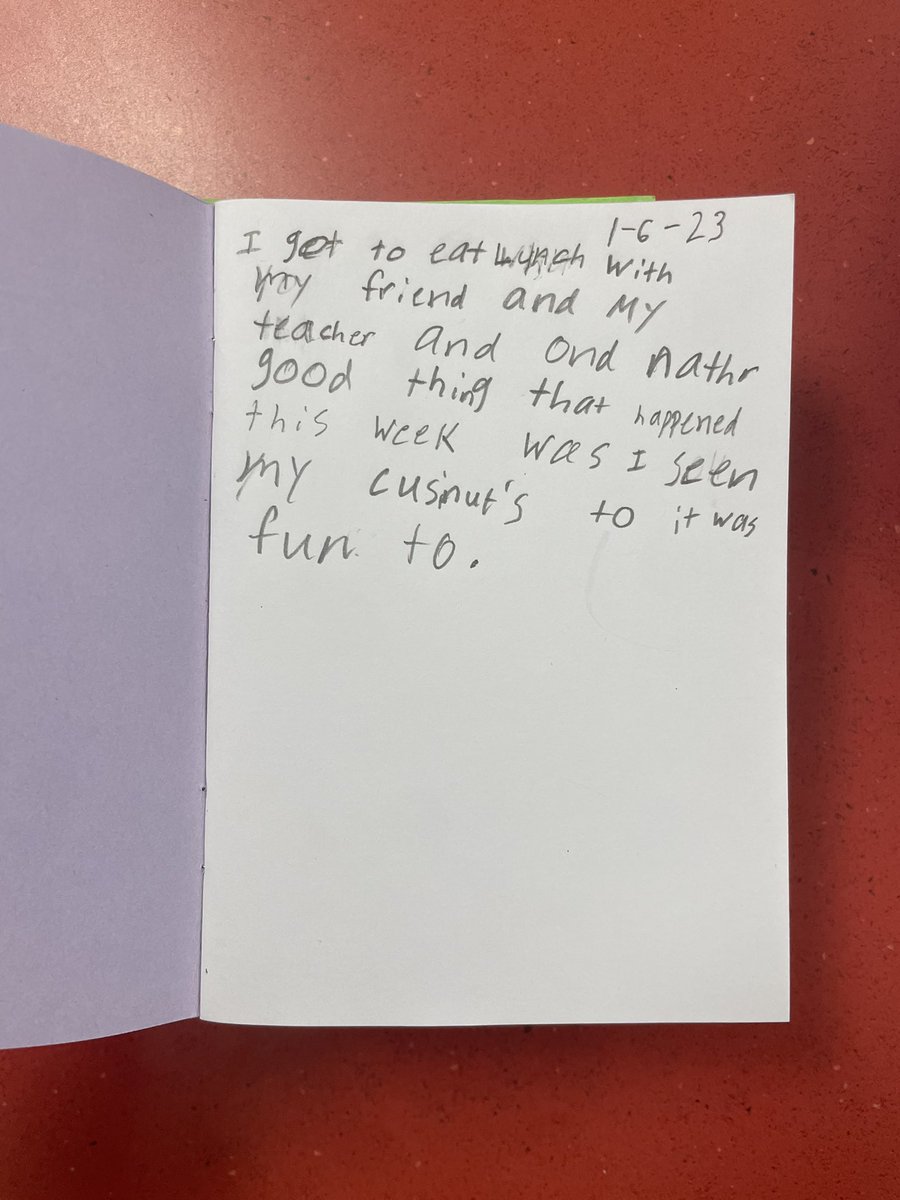 misstoroWCS's tweet photo. For the new year, my class is starting to journal at least one good thing that happened each week in their gratitude journal, as we are learning about kindness and gratitude through our SEL lessons. ❤️ @warrenschools #LincolnPrideWCS https://t.co/jpUs80vuJQ